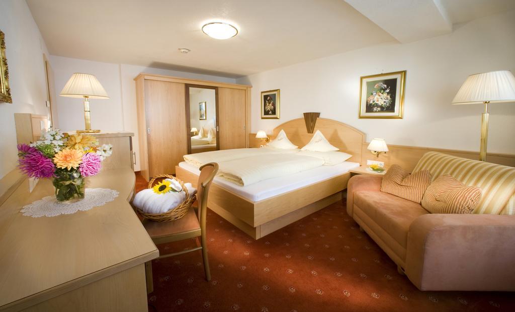 Hotel Hochland Nauders Δωμάτιο φωτογραφία